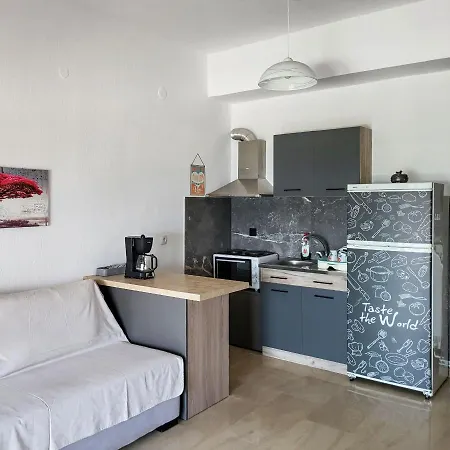 Apartamento Varka *